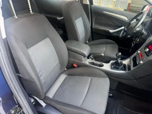 Ford Mondeo 2.0 TDCi 140 Trend  - Foto 28