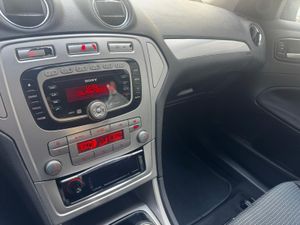 Ford Mondeo 2.0 TDCi 140 Trend  - Foto 26