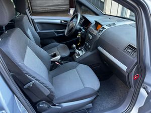 Opel Zafira Essentia 1.6 16V  - Foto 27