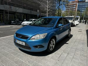 Ford Focus Berlina Business 1.6  - Foto 2
