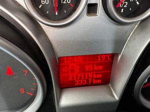 Ford Focus Berlina Business 1.6  - Foto 23