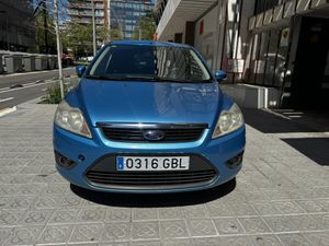 Ford Focus Berlina Business 1.6  - Foto 3