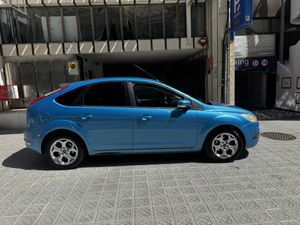Ford Focus Berlina Business 1.6  - Foto 5