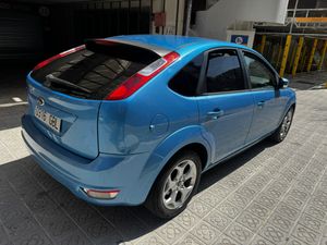 Ford Focus Berlina Business 1.6  - Foto 6