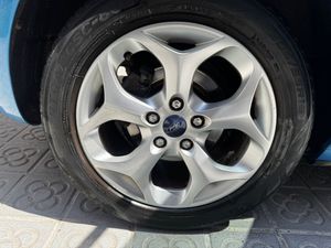 Ford Focus Berlina Business 1.6  - Foto 27