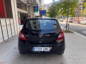 Opel Corsa CMon 1.4  - Foto 6