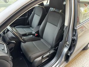 Volkswagen Golf 1.6 TDI 105cv BlueMotion  - Foto 16