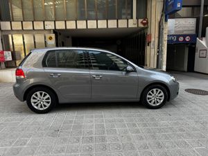 Volkswagen Golf 1.6 TDI 105cv BlueMotion  - Foto 5