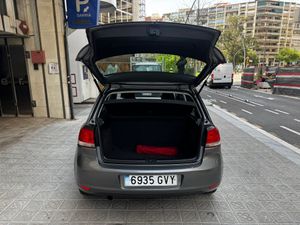 Volkswagen Golf 1.6 TDI 105cv BlueMotion  - Foto 9