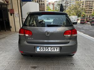 Volkswagen Golf 1.6 TDI 105cv BlueMotion  - Foto 7