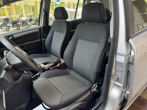 Opel Zafira Cosmo 1.8 16v  - Foto 17