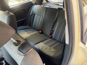 Ford Fiesta 1.4 TDCi Ambiente  - Foto 16
