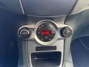 Ford Fiesta 1.4 TDCi Ambiente  - Foto 20