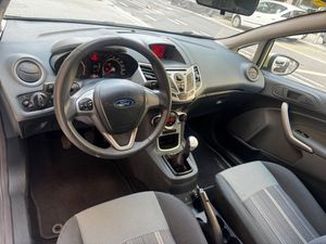Ford Fiesta 1.4 TDCi Ambiente  - Foto 18