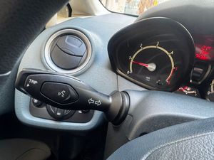 Ford Fiesta 1.4 TDCi Ambiente  - Foto 19