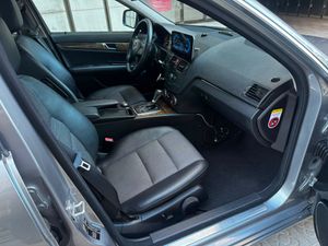 Mercedes Clase C C 200 K AVANTGARDE  - Foto 29