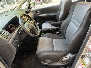 Toyota Corolla Verso  1.6 VVTi Linea Terra  - Foto 20