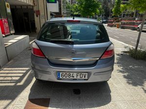 Opel Astra 1.6 Enjoy  - Foto 7