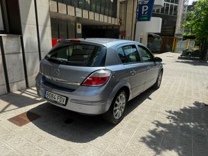 Opel Astra 1.6 Enjoy  - Foto 6
