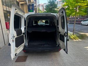 Dacia Dokker Essential 1.6 75kW 100CV GLP 18  - Foto 12