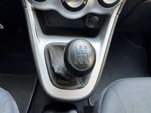 Hyundai i10 1.1 Style  - Foto 25