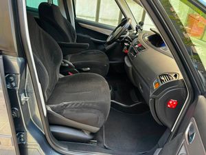 Citroën Grand C4 Picasso 2.0 HDi CMP SX  - Foto 19
