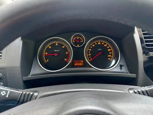 Opel Zafira 1.7 CDTi 111 Years  - Foto 24