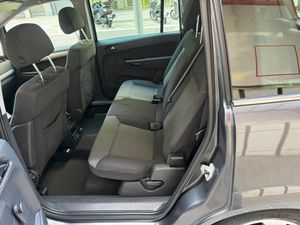 Opel Zafira 1.7 CDTi 111 Years  - Foto 12