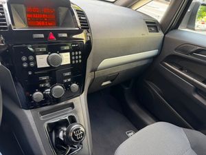 Opel Zafira 1.7 CDTi 111 Years  - Foto 26