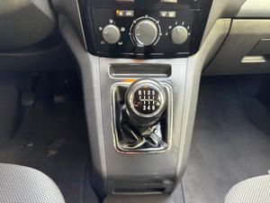 Opel Zafira 1.7 CDTi 111 Years  - Foto 15