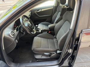 Audi A3 Sportback 2.0 TDI 140cv DPF Ambiente  - Foto 22