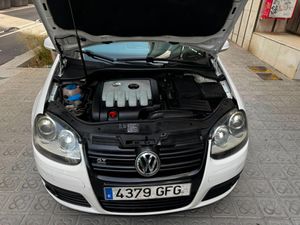 Volkswagen Golf 2.0 TDI 140cv GT Sport  - Foto 28