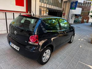 Volkswagen Polo 1.4 Advance 75CV  - Foto 6