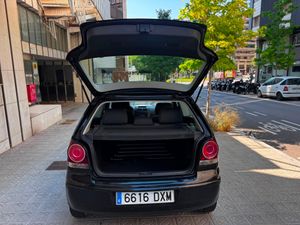 Volkswagen Polo 1.4 Advance 75CV  - Foto 9