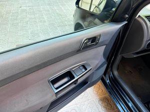 Volkswagen Polo 1.4 Advance 75CV  - Foto 13