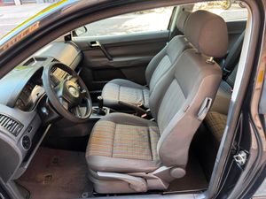 Volkswagen Polo 1.4 Advance 75CV  - Foto 14