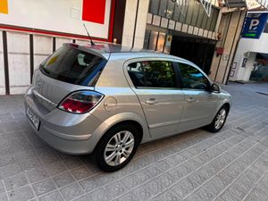 Opel Astra 1.7 CDTi Edition  - Foto 6