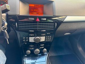 Opel Astra 1.7 CDTi Edition  - Foto 21