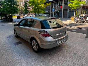 Opel Astra 1.7 CDTi Edition  - Foto 8