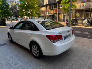 Chevrolet Cruze 2.0 VCDi 16V LS+ AA  - Foto 9