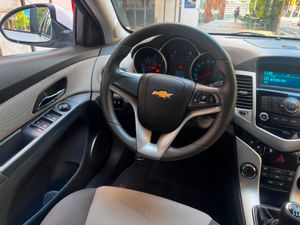 Chevrolet Cruze 2.0 VCDi 16V LS+ AA  - Foto 15