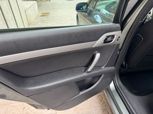 Peugeot 407 Confort 2.0  - Foto 12