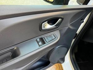 Renault Clio Business TCe 55kW (75CV) -18  - Foto 13