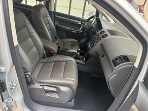 Volkswagen Touran 1.4 TSI 140 Highline  - Foto 22