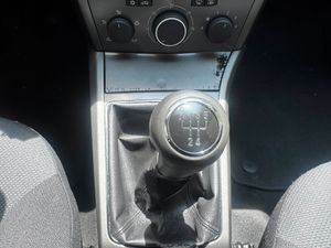 Opel Astra 1.6 Enjoy  - Foto 15