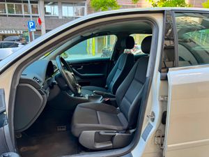 Audi A4 2 2.0  - Foto 17