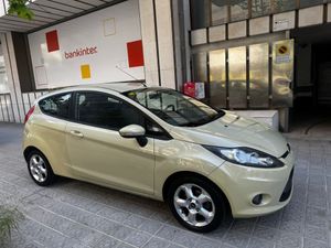 Ford Fiesta 1.4 TDCi Ambiente  - Foto 4