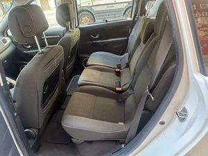 Renault Grand Scénic  Dynamique 1.5dCi 105cv 5 plazas  - Foto 11