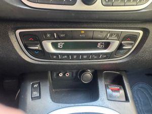 Renault Grand Scénic  Dynamique 1.5dCi 105cv 5 plazas  - Foto 17