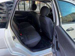 Ford Focus 1.6 TREND  - Foto 26